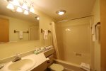 Entryway Full Bath with Tub in Condo at Waterville Valley